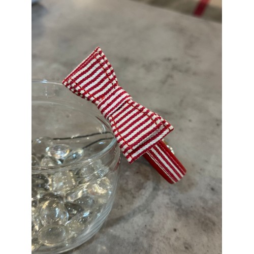 Нашийник для собак з бантом у червоно-білу смужку