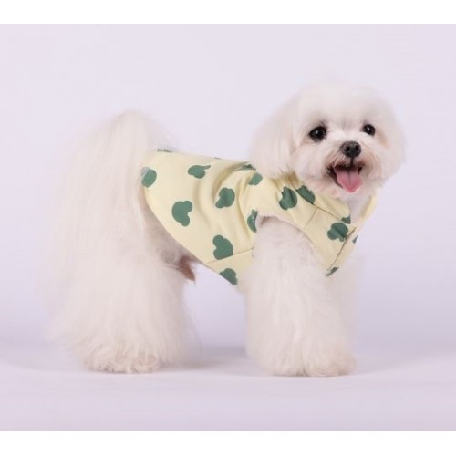 Зимняя жилетка для собак Cheepet на плюше, рисунок с зелеными сердцами, желтая