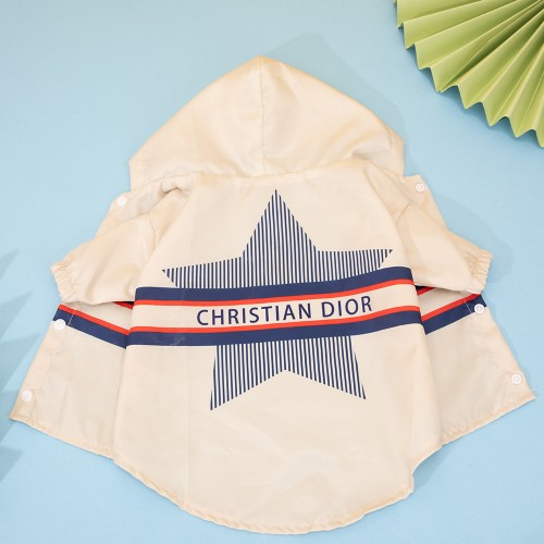 Брендовий дощовик для собак та котів Christian Dior із зіркою на спині, з капюшоном, білий