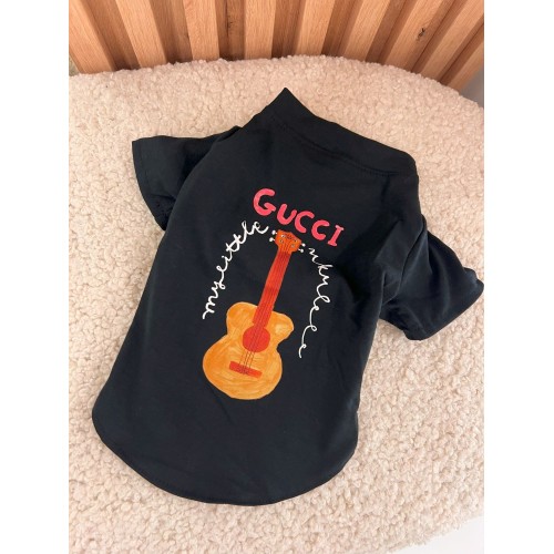 Брендовая футболка для собак Gucci с коричневой гитарой на спинке, черная Брендовая футболка для собак Gucci с коричневой гитарой на спинке, черная