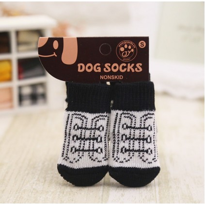 Носки для собак Multibrand "Шнурки" с прорезиненной подошвой, серые