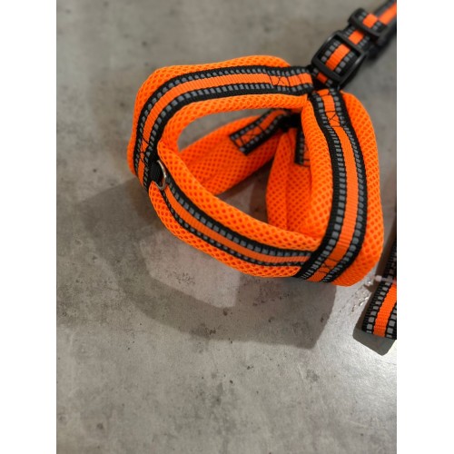 Шлея для собак нейлоновая с мягкой двухслойной сетчатой дышашей ткани с поводком, оранжевая