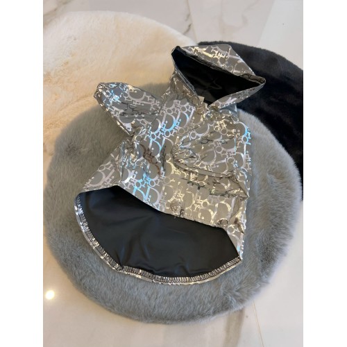 Брендовый дождевик для собак и котов Christian Dior  с капюшоном, плащ без задних лап, светоотражающий, серый