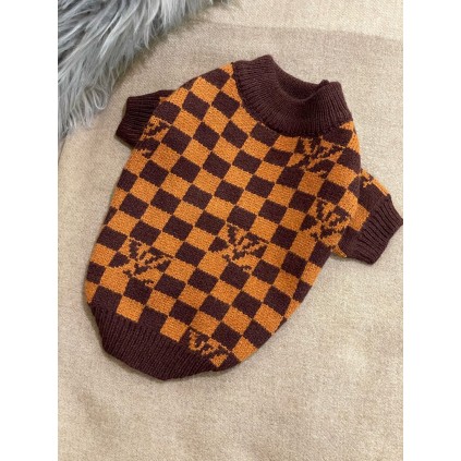 Брендовий светр для собак LV у дрібні квадратики з літерами LV, коричневий