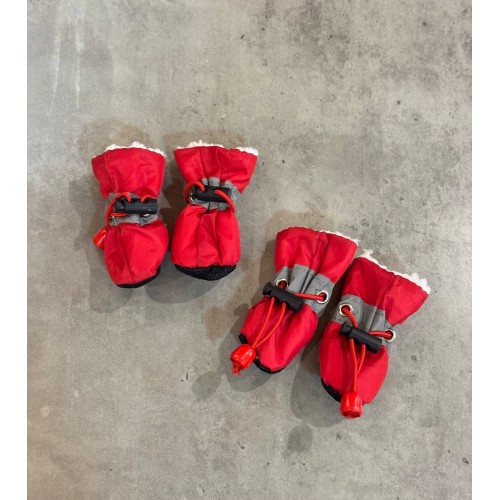 Обувь водонепроницаемая на меху для собак "Шнурочки" со светоотражающей полосой, красный