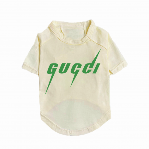 Брендова футболка для собак Gucci із зеленим написом на спинці, бежева Брендова футболка для собак Gucci із зеленим написом на спинці, бежева