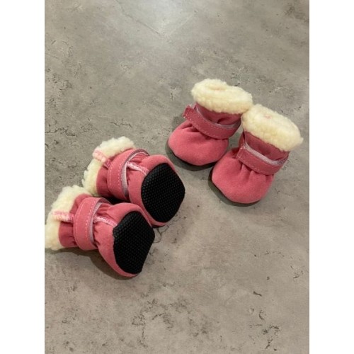 Обувь зимняя для собак Multibrand УГГИ замшевые, на неопреновой подошве, с липучкой розового цвета
