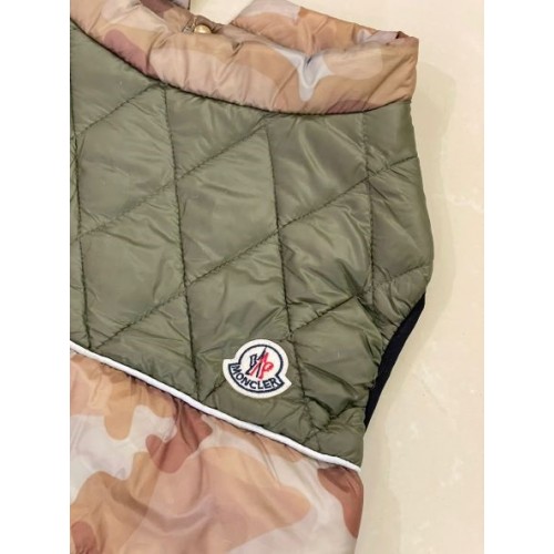 Курточка-безрукавка для собак Multibrand "Moncler" милитари зеленый