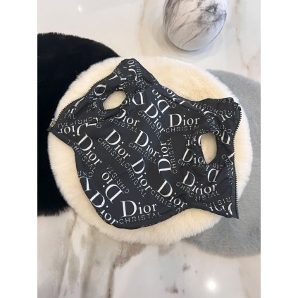 Брендовая зимняя жилетка для собак Christian Dior с нонкими надписями снаружи, без капюшона, на змейке, черная