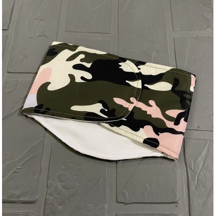 Трусы-бандаж для собак кобелей Милитари на липучке с розово-белыми разводами, зеленый