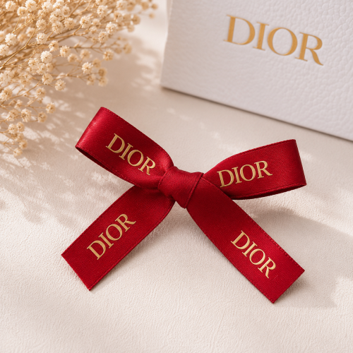 Шпилька-бант Dior для собак червона | Атласний аксесуар для грумінгу та фотосесій | Декоративний бант для довгої вовни