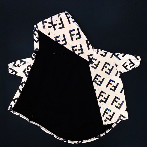 Брендовый дождевик для собак FENDI светоотражающий с капюшоном, серый