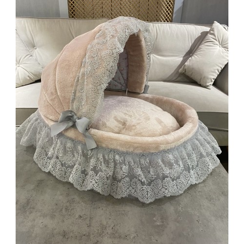 Люлька для собак Maralis Прованс с мягкой сьемной подушкой, украшена бантом, кружевом и цветами внутри, пудровый