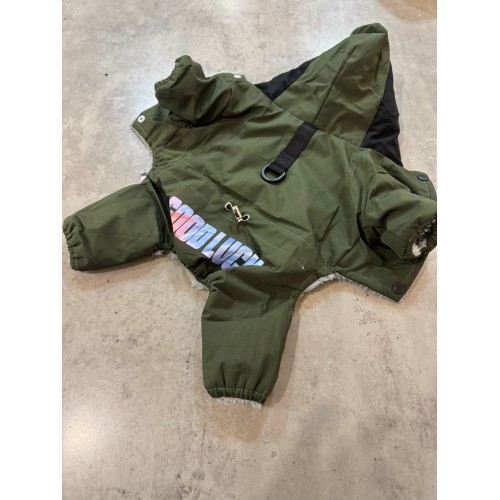 Зимовий комбінезон для собак "Hello, Good Luck" з кільцем на спинці, зелений