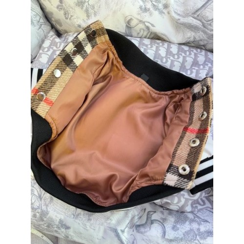 Брендовый бомпер для собак BURBERRY с кожанными рукавами на шелковой подкладке, бежевый , фото 3 Брендовый бомпер для собак BURBERRY с кожанными рукавами на шелковой подкладке, бежевый