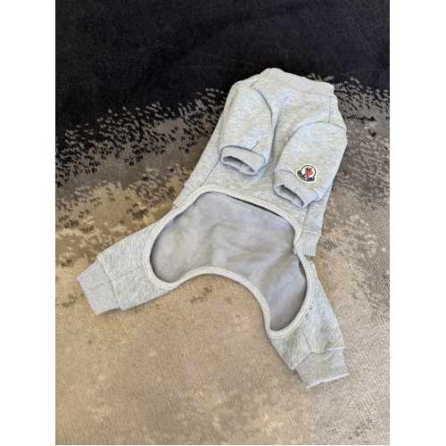 Брендовий трикотажний костюм для собак MONCLER з плюшевою підкладкою, сірий